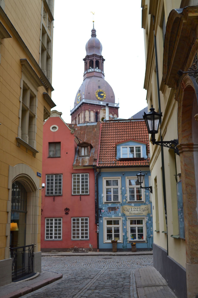Glimpse of Riga Old Town