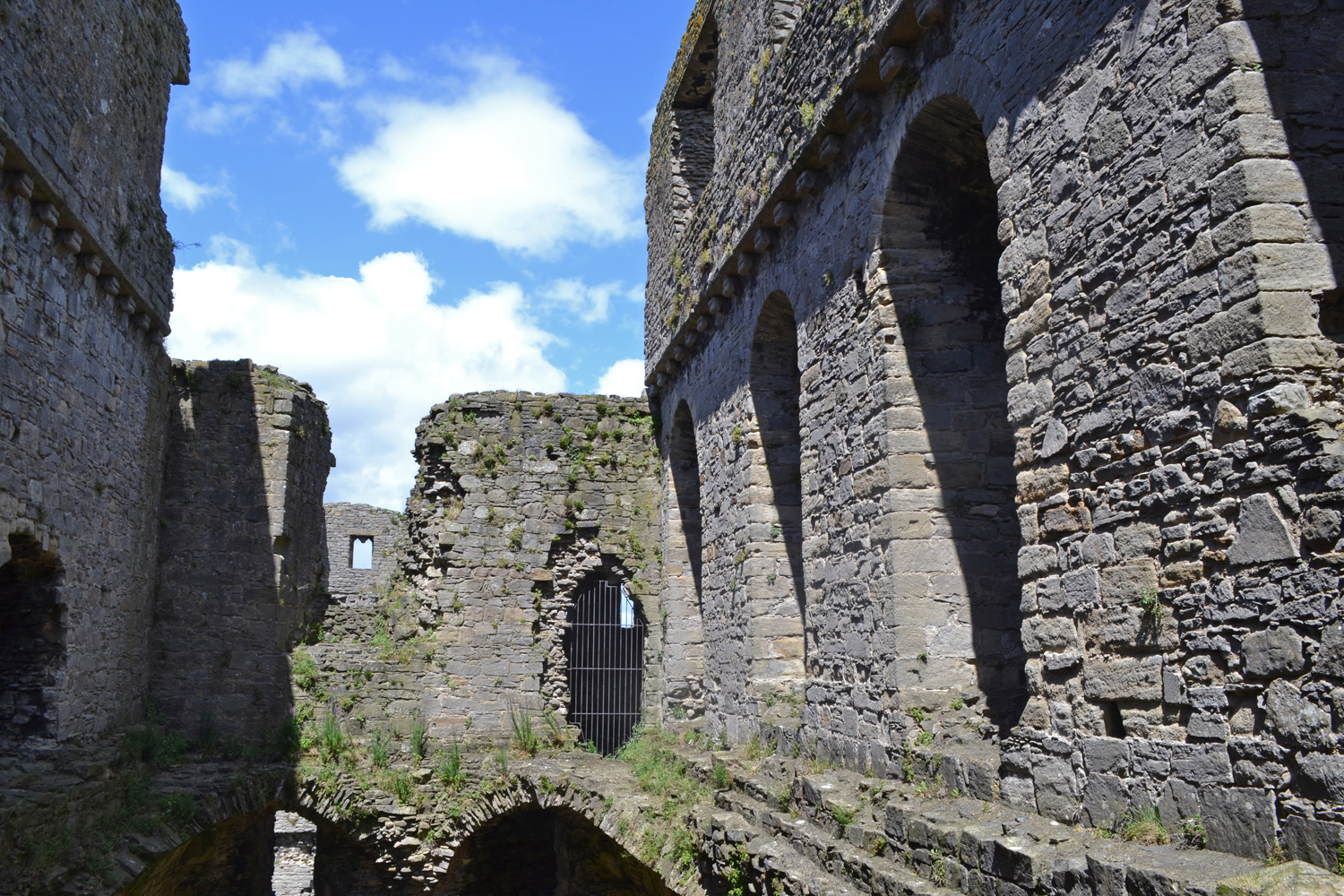 Middleham Castle ruins