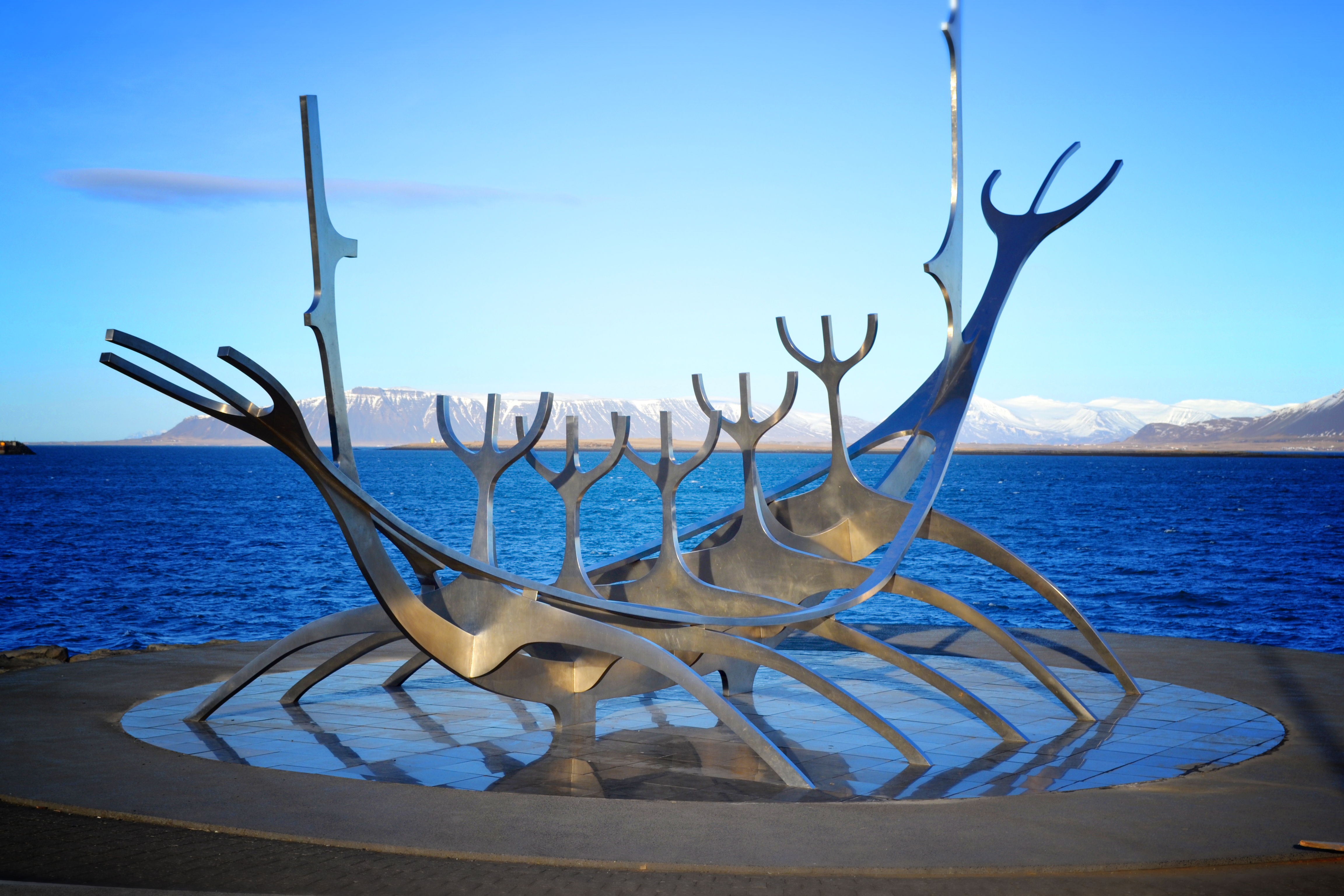 https://www.tenpennydreams.com/wp-content/uploads/2014/03/Winter-Solfar-sculpture.jpg